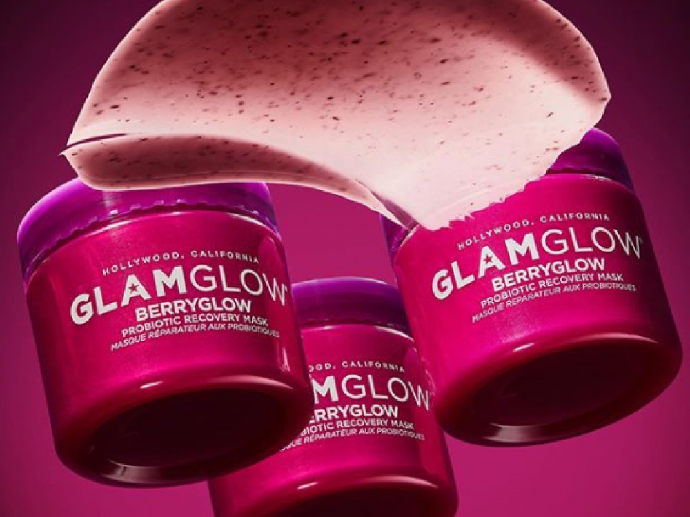 Γιατί πρέπει να δοκιμάσετε οπωσδήποτε τη Berryglow Mask της Glamglow!